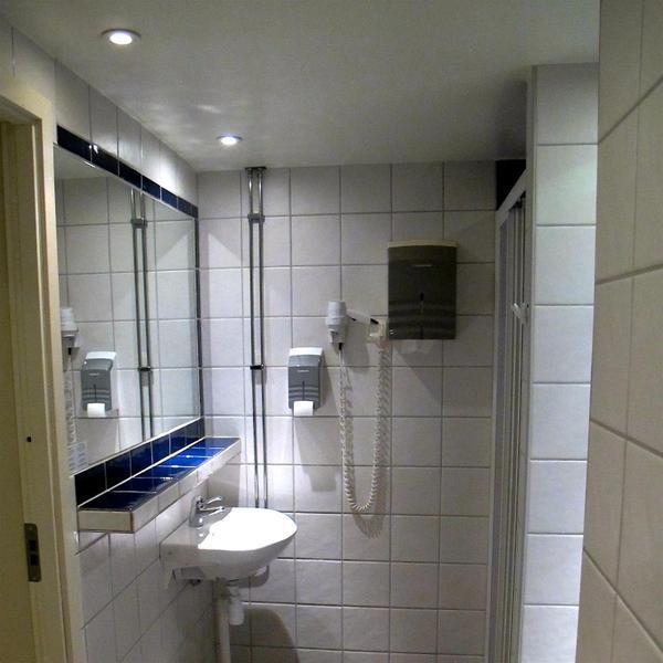 Metro Hotell